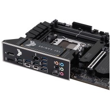 ASUS TUF GAMING X670E-PLUS matična ploča